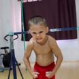 Video: This kid’s supreme strength made us feel like little girls