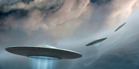 Video: Russians are panicking about a UFO sighting