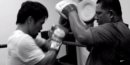 Video: Manny Pacquiao proves his steely inner strength in training