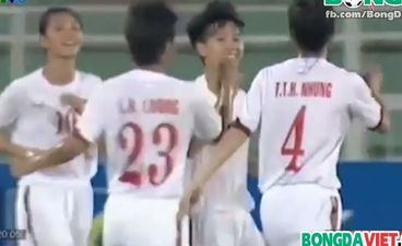 Video: Vietnamese women’s footballer scores TWO corners in ONE match…