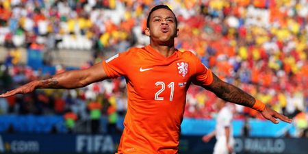 Manchester United confirm Memphis Depay signing for £25m
