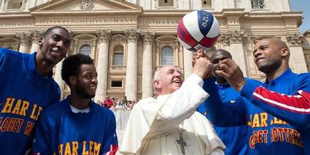 Pope Francis is now an honorary Harlem Globetrotter
