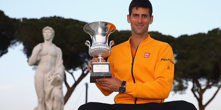 Novak Djokovic almost blinds himself popping champagne cork (Vine)