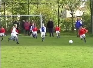Video: Manchester United new boy Memphis Depay was a star aged seven