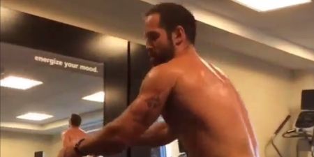 Video: Rich Froning shows you can hit an awesome CrossFit workout in a ‘globo gym’