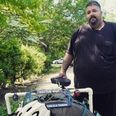 This 560lb ‘Fat Guy’ is cycling across America to lose weight and save his marriage (Video)