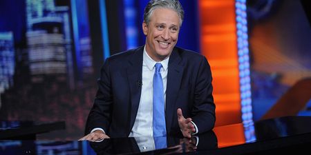 Jon Stewart came back to the Daily Show in style (Video)