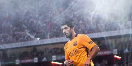 Luis Suarez tries to do the referee’s job for him (Video)