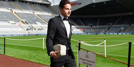 Newcastle player arrives for Arsenal game in style