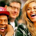 Watch Jay Z try to blend into the crowd at a Beyonce gig…and sing away like a fangirl (Video)