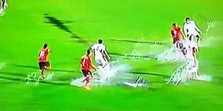 Watch Brazilian players struggle to pass and shoot in this very waterlogged Serie B game (Video)