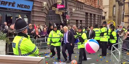 Manchester pelts Boris Johnson with multi-coloured balls (Video)