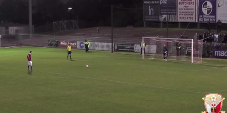 Goalkeeper pulls off remarkable four penalty saves in a row (Video)