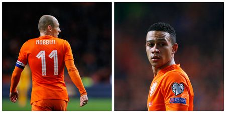 Arjen Robben offers Memphis Depay his support after Man United struggles
