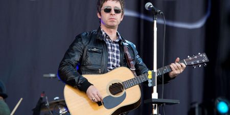 Noel Gallagher wants government to “sort out” ticket problem
