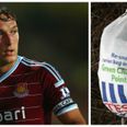 West Ham’s Mark Noble finds a creative way to avoid the plastic bag charge (Video)