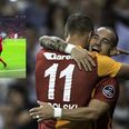 VIDEO: Galatasaray fan coaches Wesley Sneijder from the stands, Sneijder appreciates it
