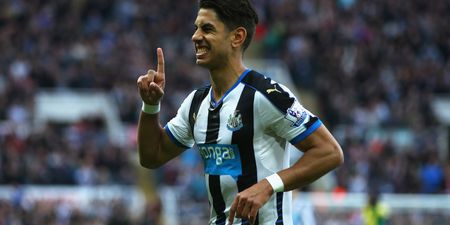 Ayoze Perez ends Manchester United speculation with contract extension