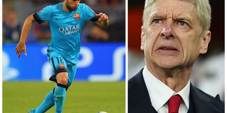 VIDEO: Jordi Alba criticised for clutching his face after his arm is brushed by Giroud