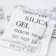 VIDEO: So THIS is what those little silica bags are for…and they’re bloody useful