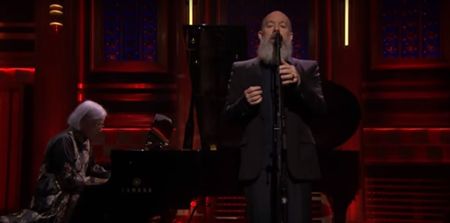 Michael Stipe performed a beautiful version of ‘The Man Who Sold The World’ on US TV