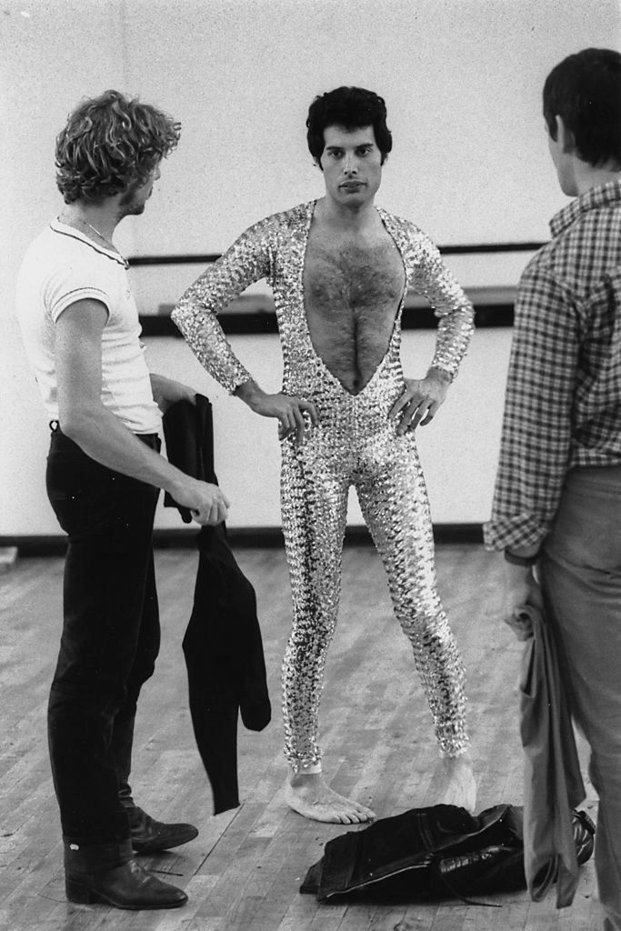 Singer Freddie Mercury (1946 - 1991) of British rock band Queen attends a ballet class in Covent Garden, London, 3rd October 1979. (Photo by Colin Davey/Evening Standard/Getty Images)