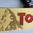 This GIF shows that we’ve been missing one huge detail on Toblerone boxes