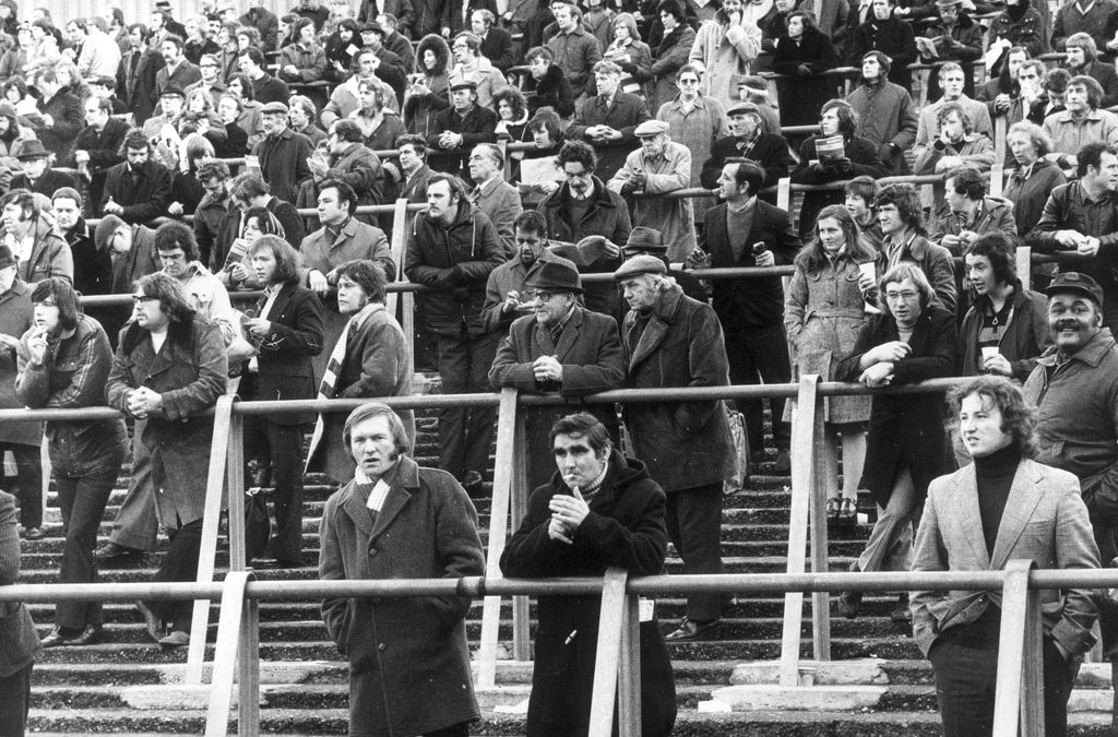 2nd February 1974: Arsenal fans on the terraces at Highbury for a game against Burnley. (Photo by Arthur Jones/Evening Standard/Getty Images)