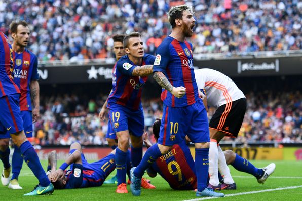 Valencia CF v FC Barcelona - La Liga