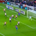 Luis Suárez scored his 100th Barcelona goal in some style