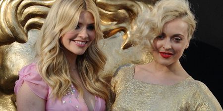 Fans noticed something a bit creepy in a throwback photo of Holly Willoughby and Fearne Cotton