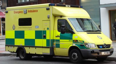 Paramedics shocked by jaw-dropping note left on ambulance windscreen