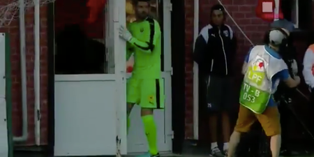 Romanian goalkeeper takes time wasting to a whole new level