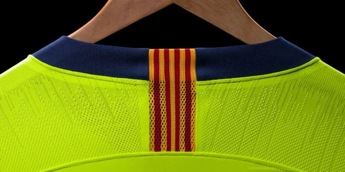barcelona's new away kit