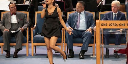 Bishop apologises for inappropriately touching Ariana Grande