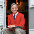 First pictures of Tom Hanks as Mister Rogers