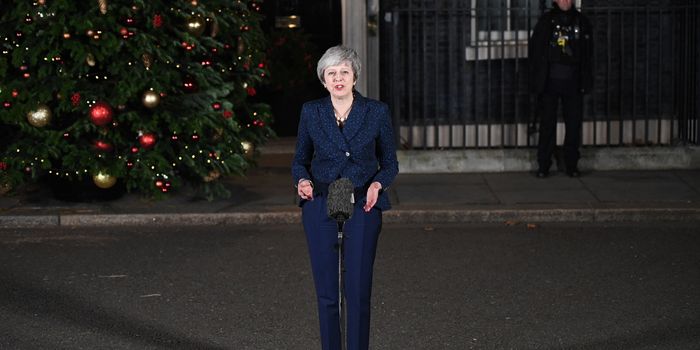 LONDON, ENGLAND - DECEMBER 12: British Prime Minister Theresa May gives a speech after winning the confidence vote on December 12, 2018 in London, England. Theresa May survived a confidence ballot in her leadership this evening as Conservative MPs voted 200/117 in favour of her staying on as leader of the Conservative Party. She will now be safe from another challenge from her own party for 12 months. (Photo by Leon Neal/Getty Images)