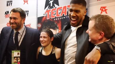 Anthony Joshua shows mutual respect in post-fight gesture to Katie Taylor