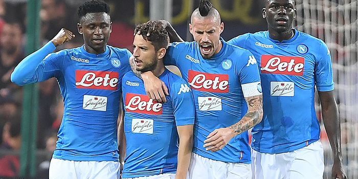 GENOA, ITALY - OCTOBER 25: Amadou Diawara,Marek Hamsik, Kalidou Koulibaly and Dries Mertens of SSC Napoli celebrate the 1-1 goal scored by Dries Mertens during the Serie A match between Genoa CFC and SSC Napoli at Stadio Luigi Ferraris on October 25, 2017 in Genoa, Italy. (Photo by Francesco Pecoraro/Getty Images)