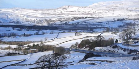 Met Office warns of plummeting temperatures and ‘thundersnow’ risk