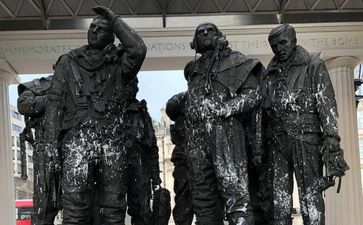 Police release pictures of WW2 memorial vandal