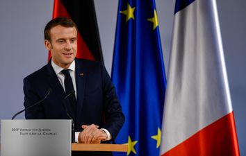 Emmanuel Macron rinses Brexit and says it ‘can’t be delivered’