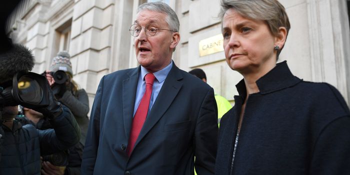 LONDON, ENGLAND - JANUARY 17: MP Hilary Benn and MP Yvette Cooper of the Labour Party leave the Cabinet Office on January 17, 2019 in London, England. After defeating a vote of no confidence in her government, Theresa May called on MPs to break the Brexit deadlock and 'come together, put the national interest first - and deliver on the referendum.' (Photo by Leon Neal/Getty Images)