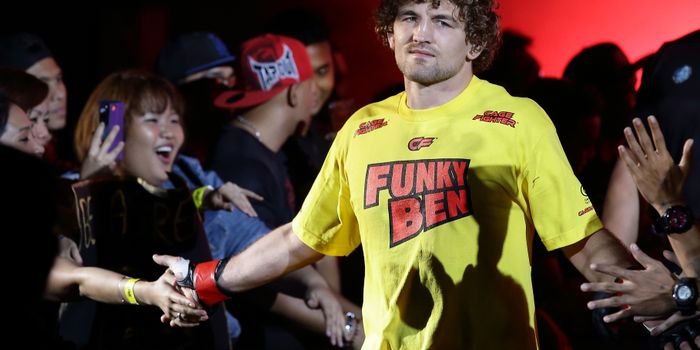 SINGAPORE - MAY 30: Ben Askren of United States of America enters the ring during his fight against Bakhtiyar Abbasov of Azerbaijan during OneFC Honor & Glory at Singapore Indoor Stadium on May 30, 2014 in Singapore. (Photo by Suhaimi Abdullah/Getty Images)