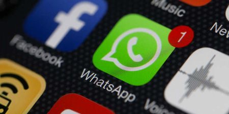 WhatsApp hack lets you read texts without blue-ticking the sender