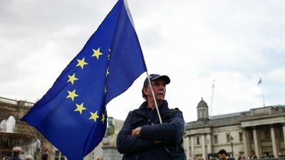 Petition to revoke article 50 and remain in the EU surpasses five million signatures