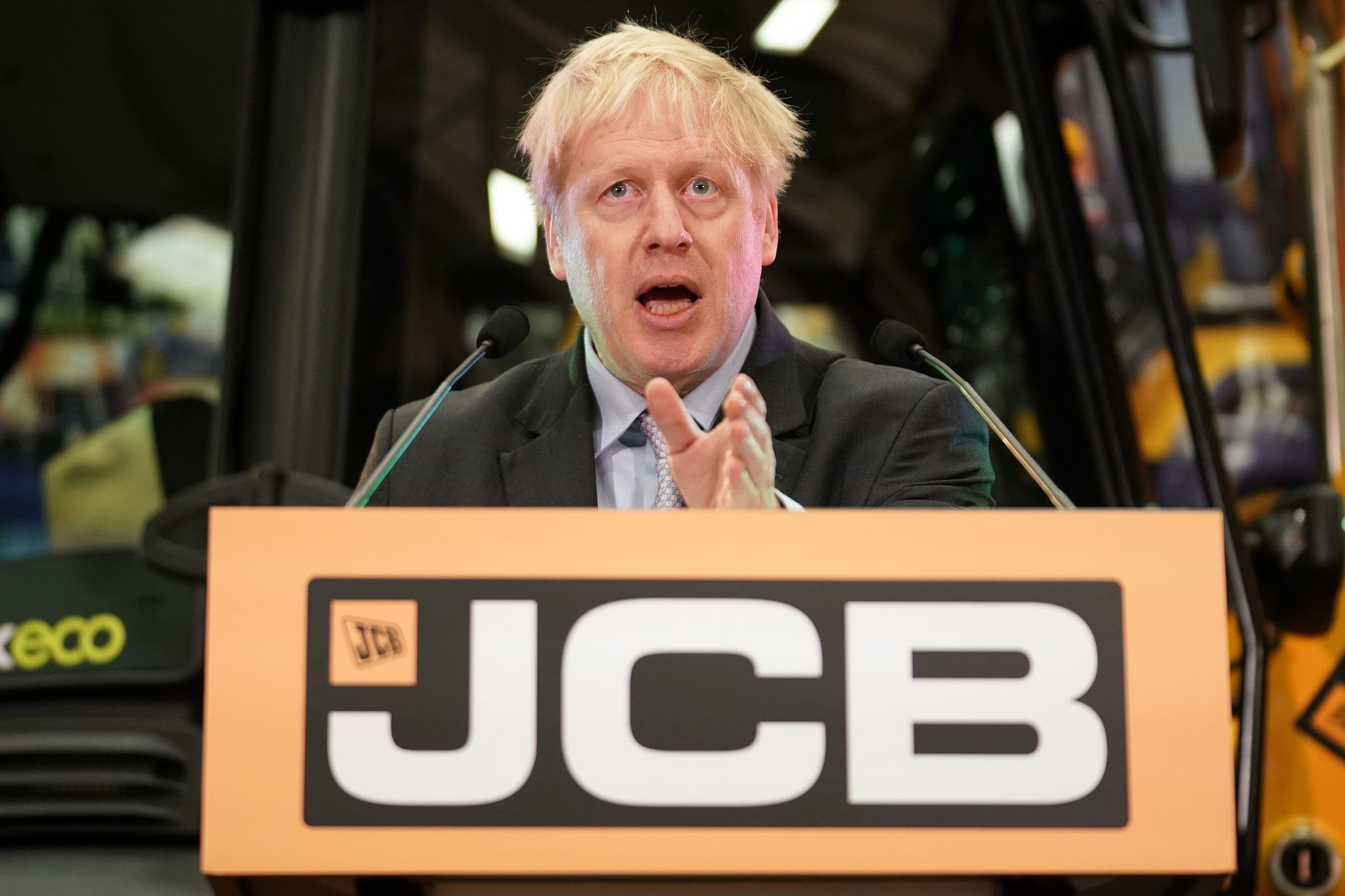 Boris Johnson delivers a speech at JCB World Headquarters on January 18, 2019 in Rocester, Staffordshire. After defeating a vote of no confidence in her government, Theresa May has called on MPs to break the Brexit deadlock by conducting cross-party Brexit talks. The speech by the former Foreign Secretary is being widely acknowledged as a Tory leadership bid. (Photo by Christopher Furlong/Getty Images)