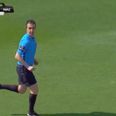 Assistant referee stops match for three minutes to go to the toilet