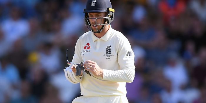 Jack Leach’s Ultimate Guide to Cleaning Your Glasses
