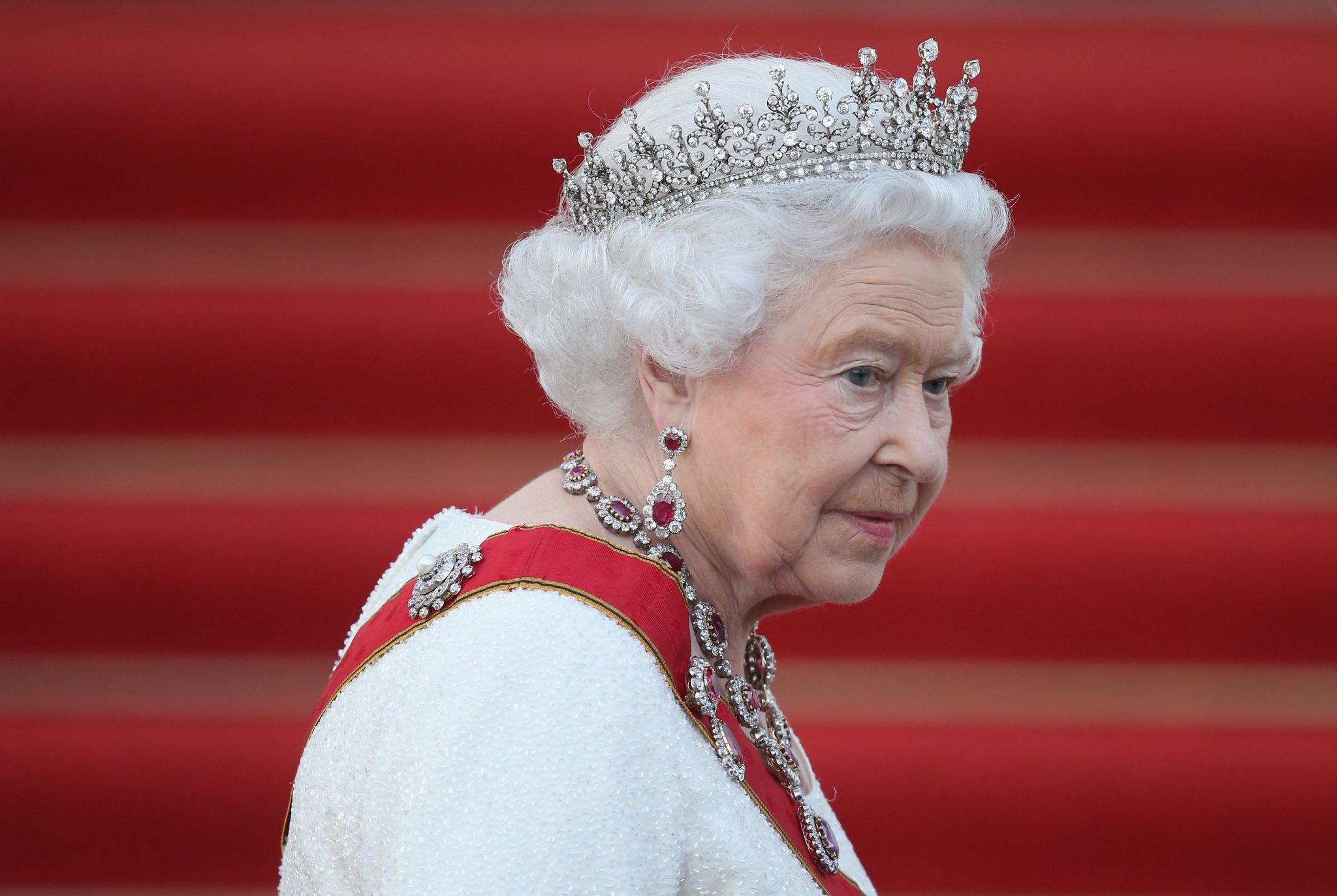 Queen Elizabeth II with a crown on
